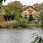 Vendégház Landgasthof Moser & Restaurant Bootshaus
