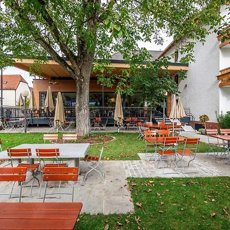 Landgasthof Moser & Restaurant Bootshaus Konukevi 3*
