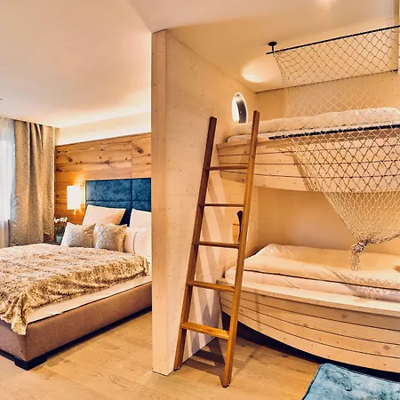 Landgasthof Moser & Restaurant Bootshaus Гостевой дом Windorf (Passau)