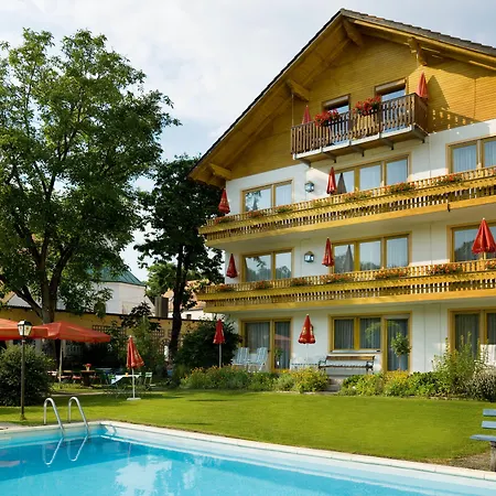 Landgasthof Moser & Restaurant Bootshaus 4* Windorf (Passau)