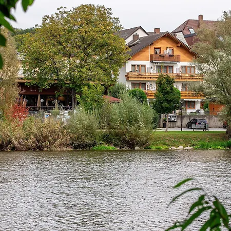 Гостевой дом Landgasthof Moser & Restaurant Bootshaus