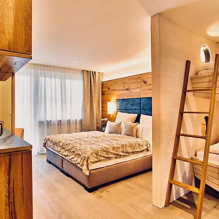 Landgasthof Moser & Restaurant Bootshaus Windorf (Passau)