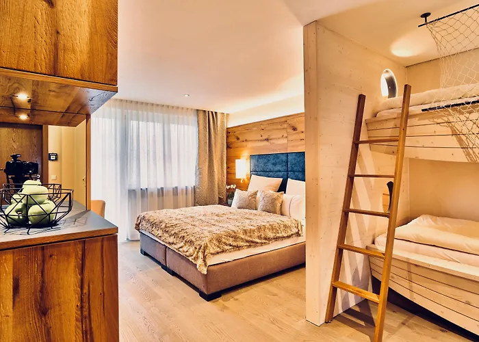 Πανσιόν Landgasthof Moser & Restaurant Bootshaus 4*