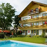 Landgasthof Moser & Restaurant Bootshaus 4* Windorf
