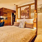 Landgasthof Moser & Restaurant Bootshaus Windorf