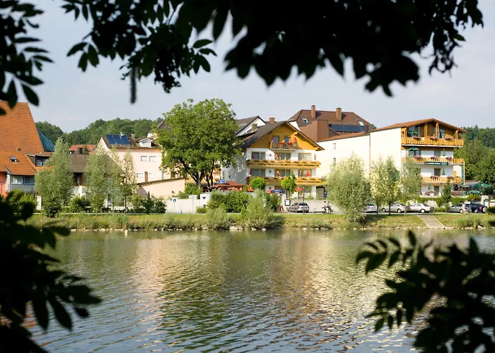 Landgasthof Moser & Restaurant Bootshaus Casa de hóspedes Windorf (Passau)